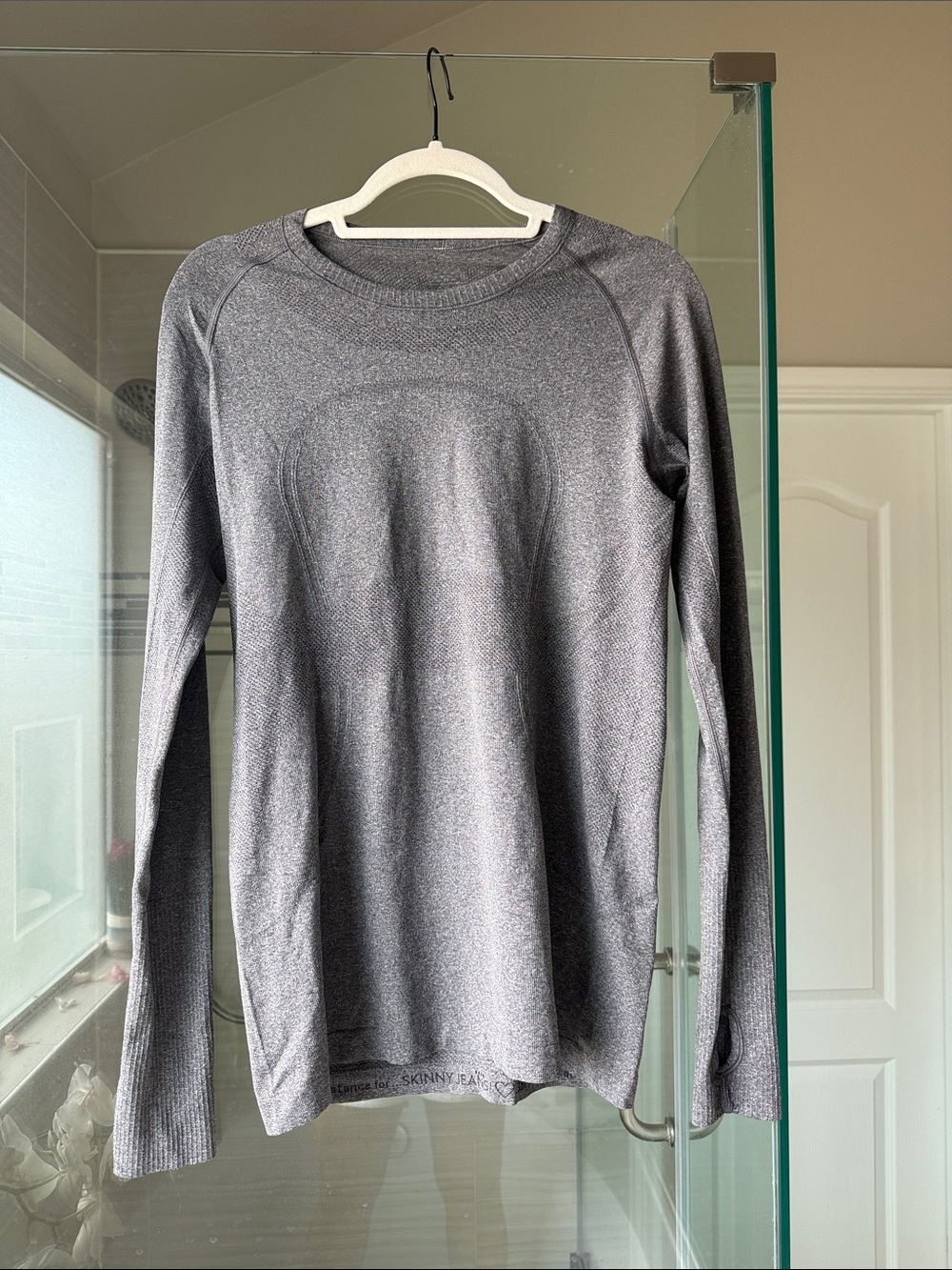 Lululemon long sleeve swiftly